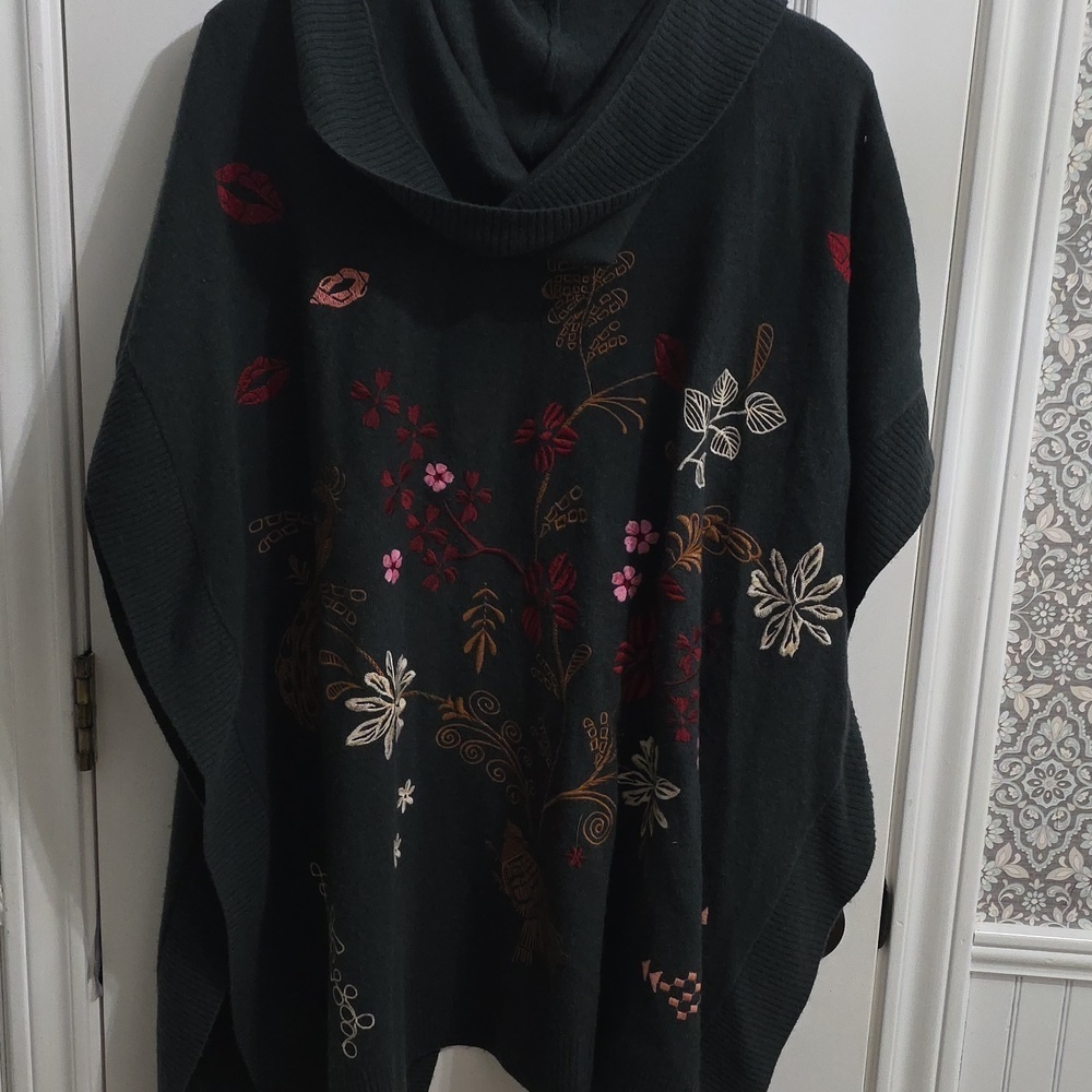 Johnny Was ZuZu Cape Floral Bird Embroidered Wool Cashmere Duster Sweater Hood - Picture 4 of 14